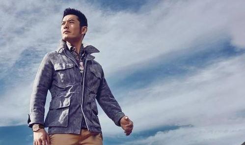 黄晓明国产机器人视频