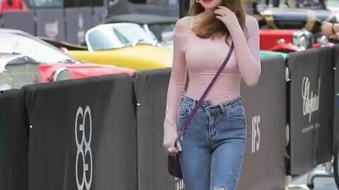 国产牛仔裤美女写真视频,国产牛仔裤美女写真风采展示