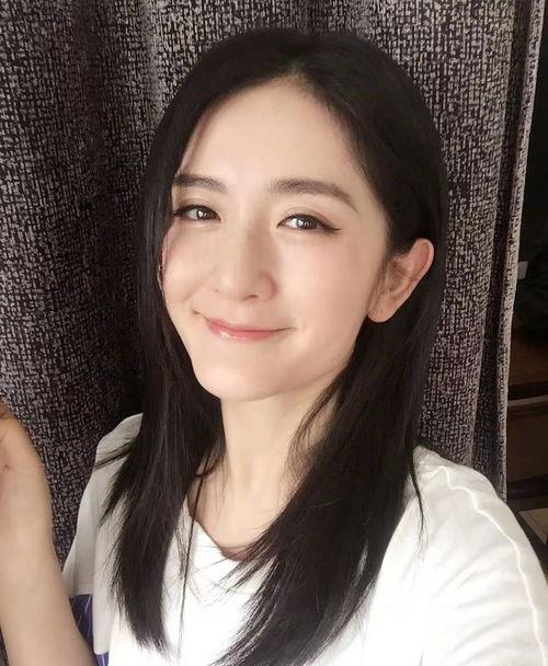 国产自拍精品视频,光影交织，情感共鸣